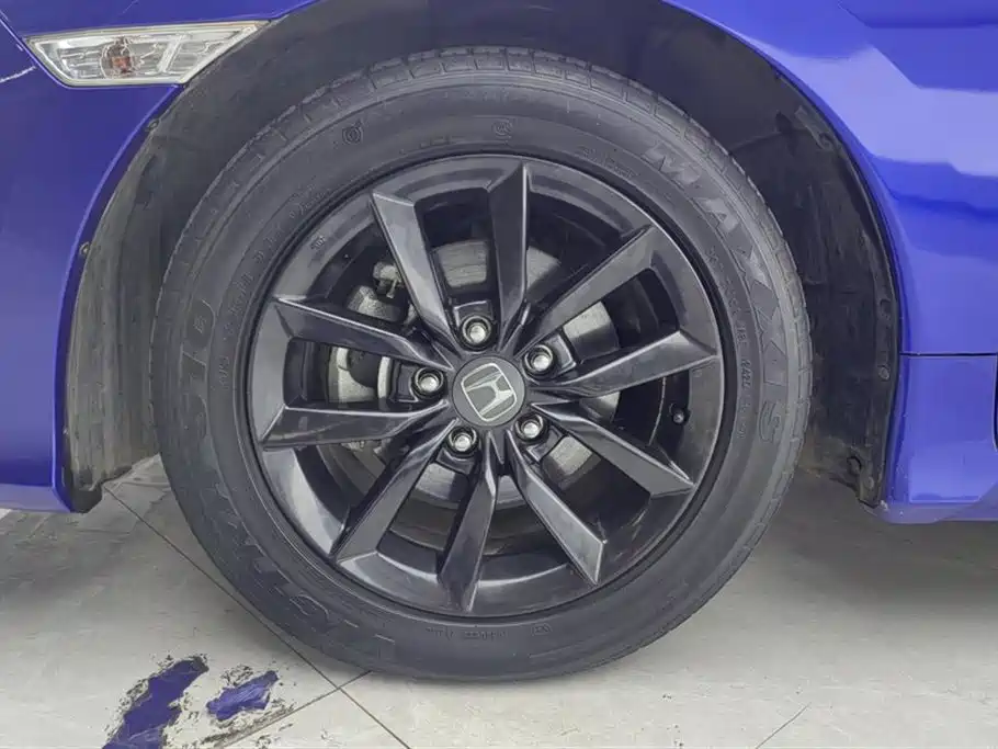 Civic 220 TURBO CVT Power Motion CN-VI