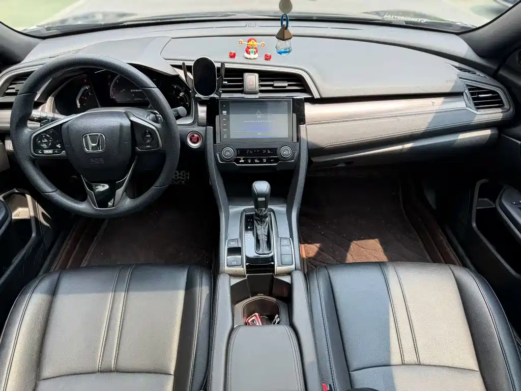 Civic HATCHBACK 220 TURBO CVT Trend Cool Control