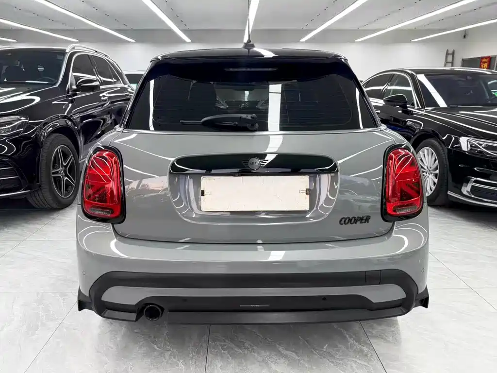 MINI MINI 2022款 1.5 T Camden 限量版 五门版