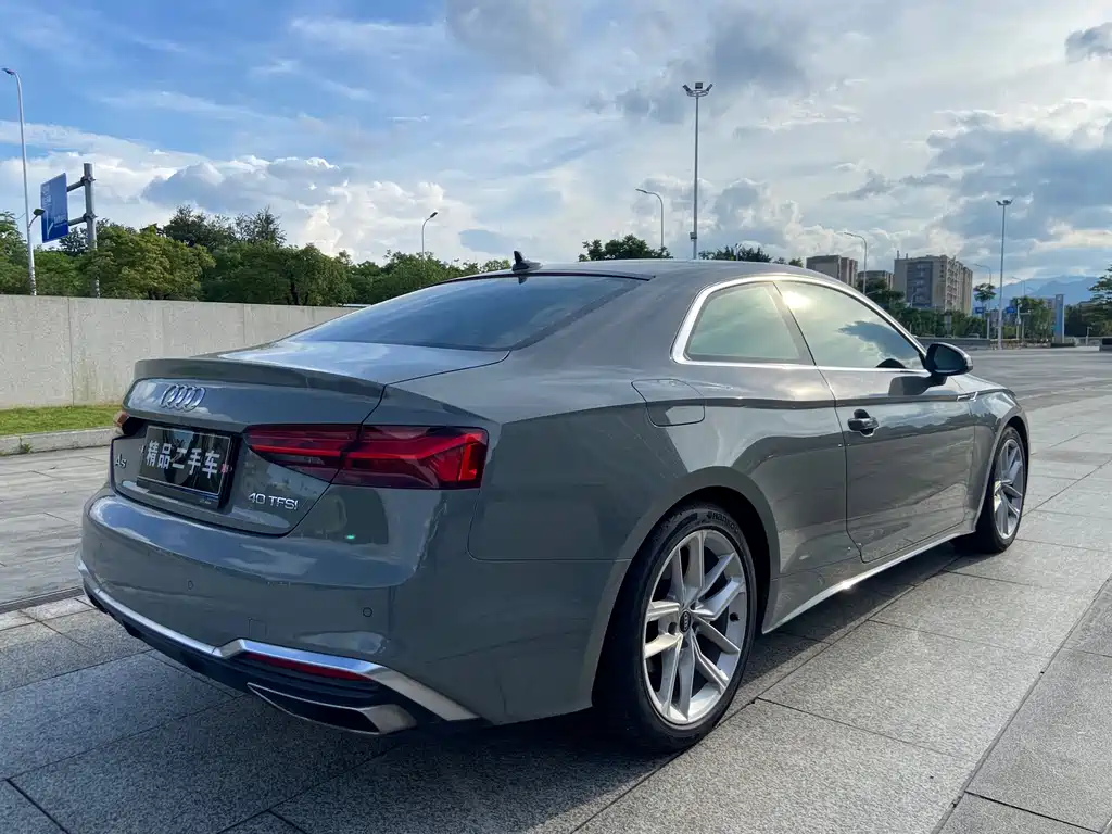 Audi A5 (Import) Coupe 40 TFSI Fashion Dynamic