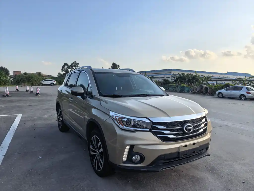 GAC Trumpchi GS4 200 T G-DCT Luxury
