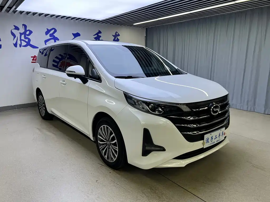 GAC Trumpchi M6 270 T Auto Honored (6-seat) CN-V