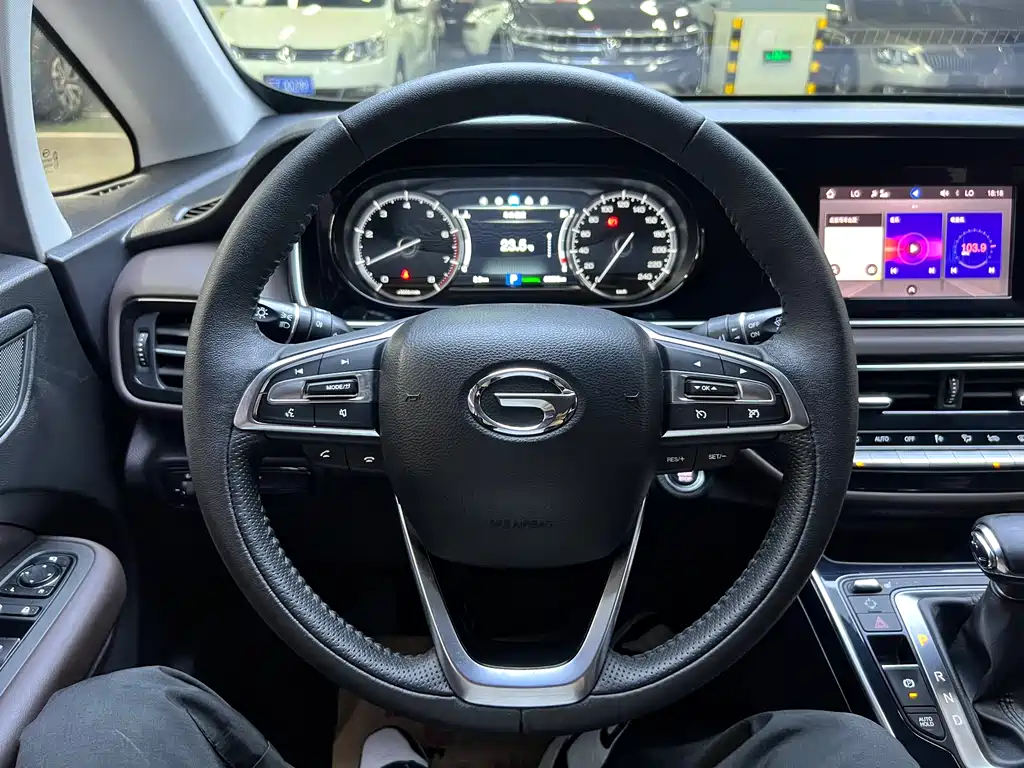 GAC Trumpchi M6 270 T Auto Honored (6-seat) CN-V