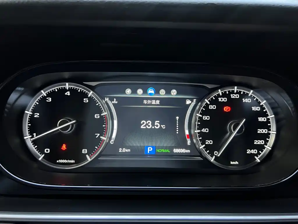 GAC Trumpchi M6 270 T Auto Honored (6-seat) CN-V
