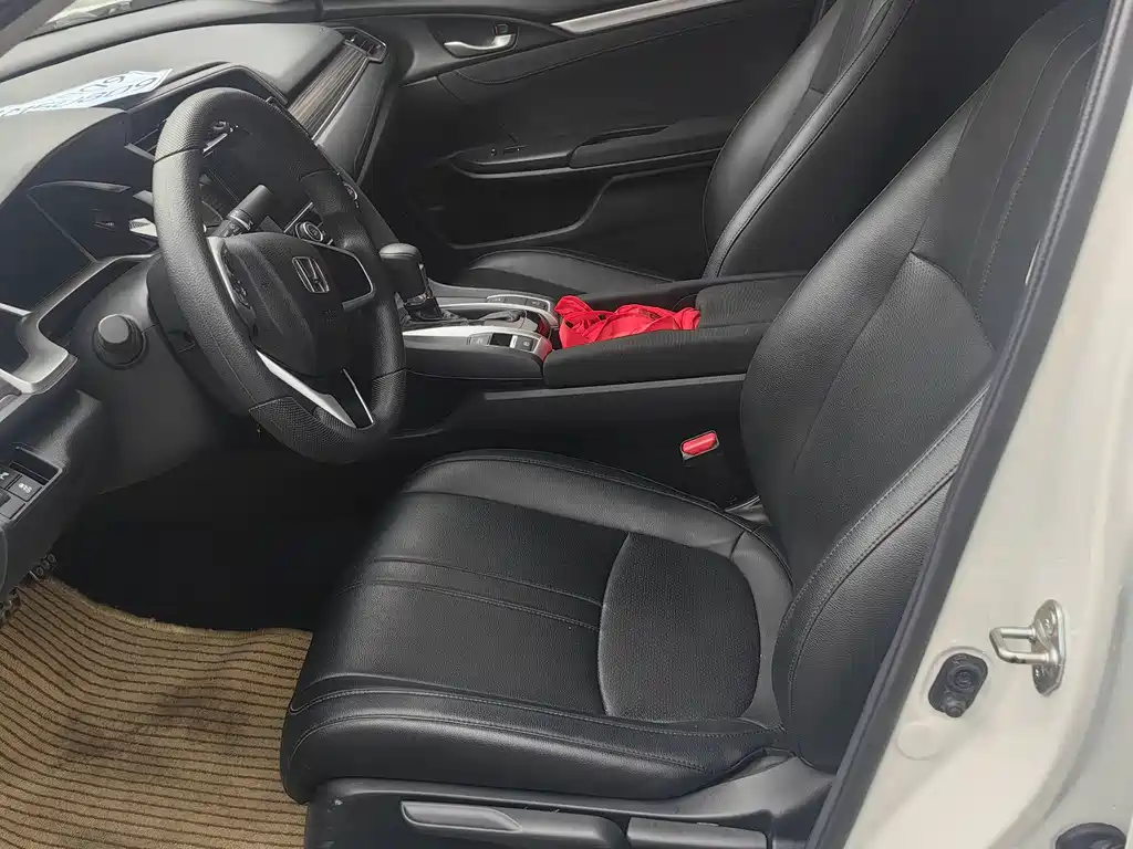 Civic 220 TURBO CVT Ignite Motion CN-V