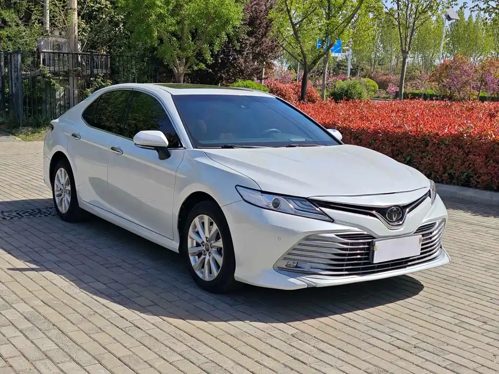 Camry 2.0 G Luxury CN-VI