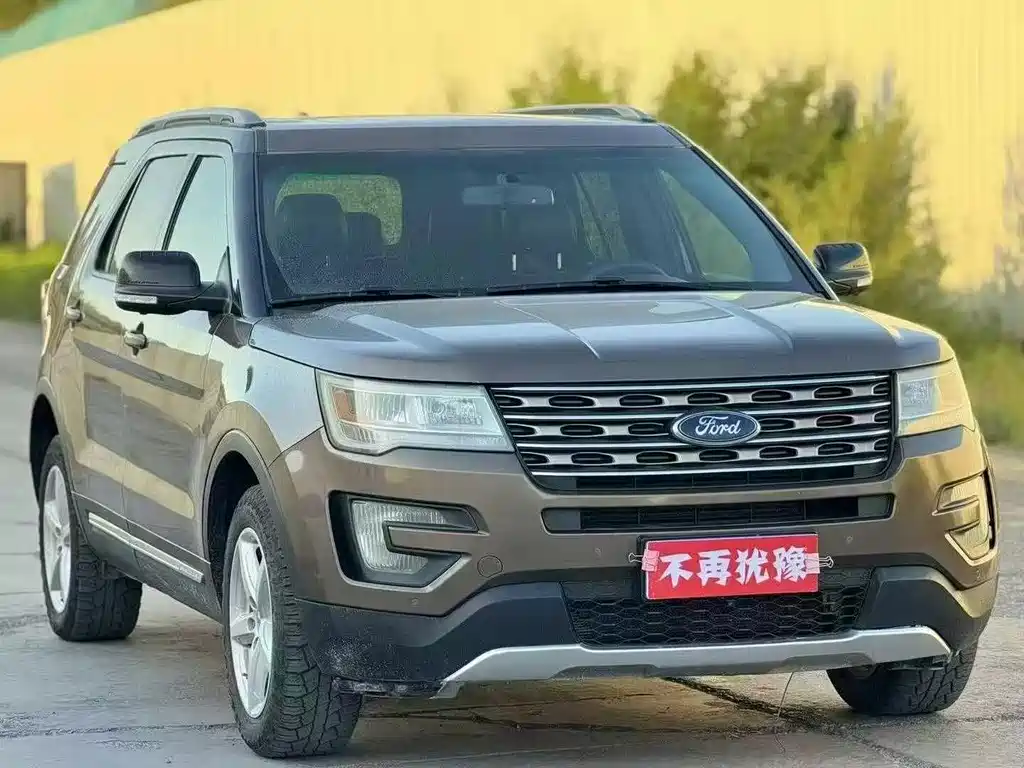 Explorer (Import) 2.3 T Style