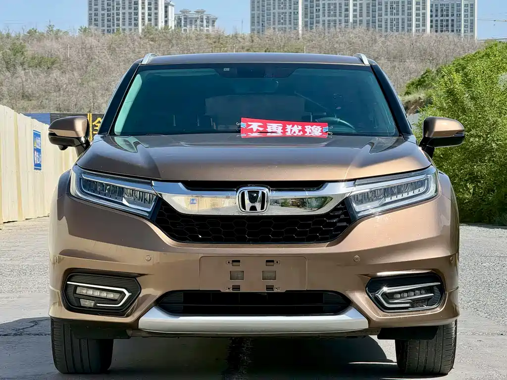 Avancier 370 TURBO 4 WD Premium