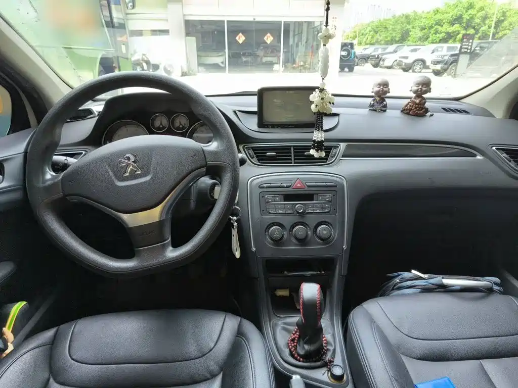 Peugeot 308 Pleasure Classic 1.6 L Manual Superior Style