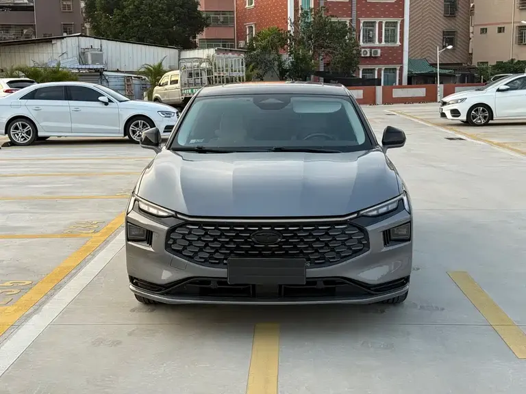 Ford Mondeo Facelift EcoBoost 245 Luxury