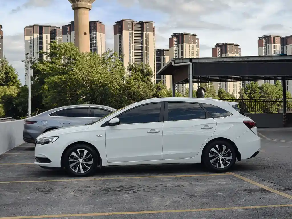 Excelle GX 18 T Auto Connected Elite CN-VI