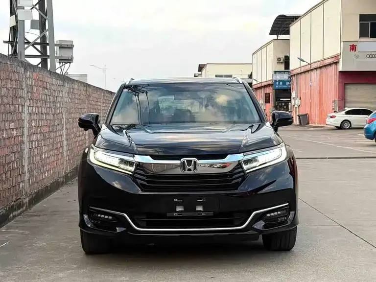 Honda Avancier 370 TURBO 4 WD Premium