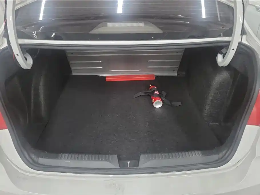 Santana 1.5 L Auto Style