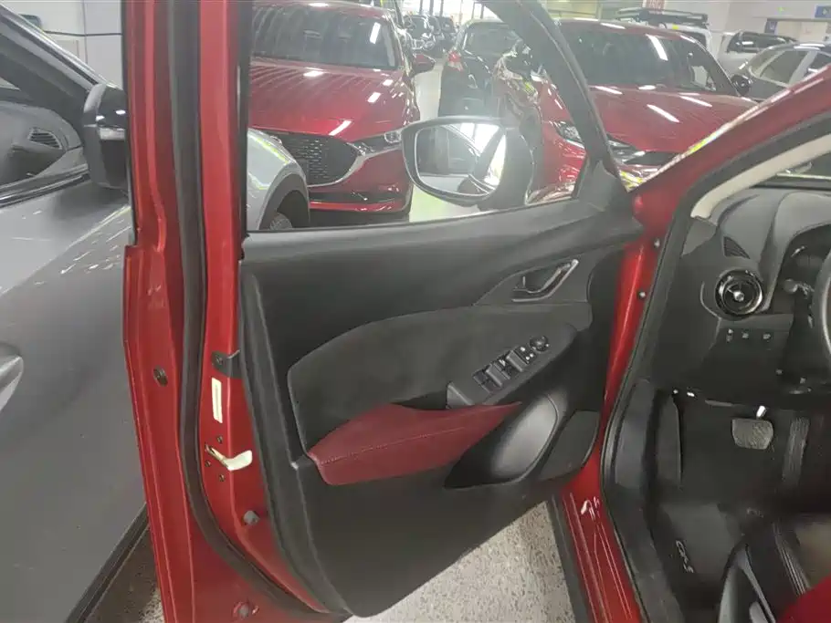 马自达CX-3 马自达CX-3 2018款 2.0 L 自动尊贵型
