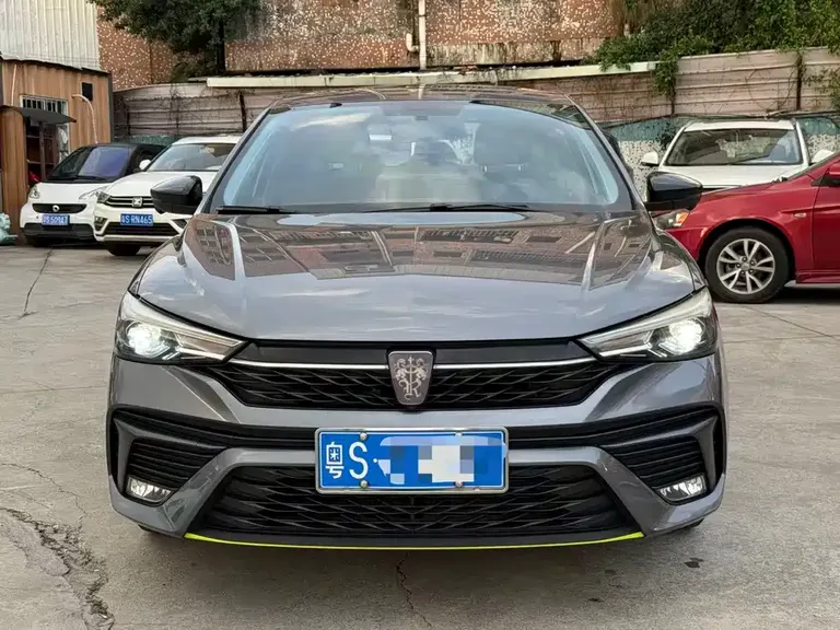 Roewe i5 1.5 L CVT Diamond