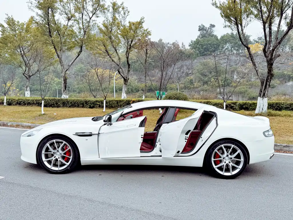 Rapide 6.0 L S