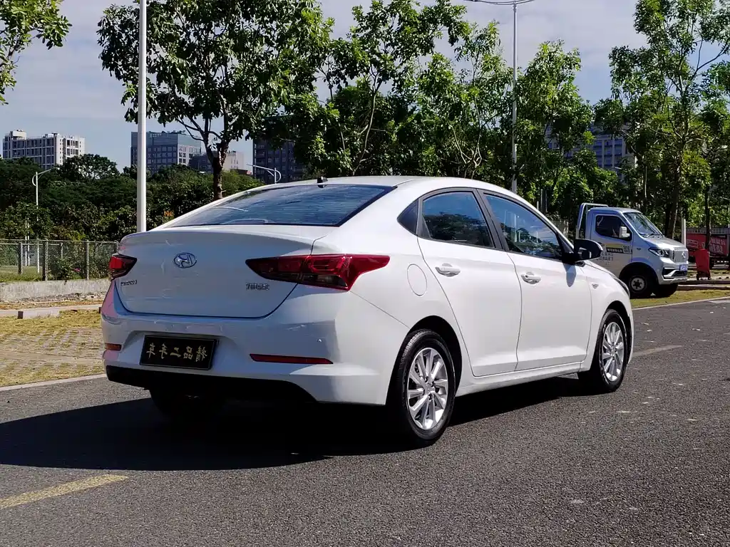 Verna 1.4 L Auto Cool GLS