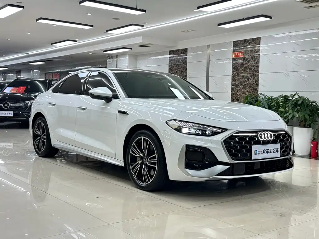 Audi A5 L 奥迪A5 L 2026款 2.0 T 乾崑智驾版