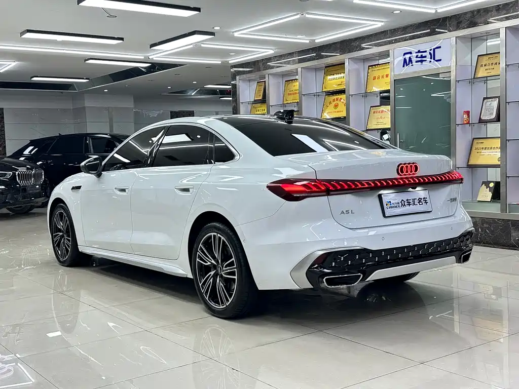 Audi A5 L 奥迪A5 L 2026款 2.0 T 乾崑智驾版