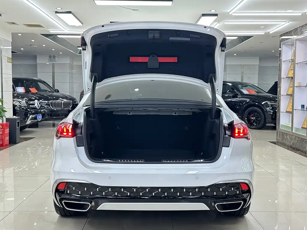 Audi A5 L 奥迪A5 L 2026款 2.0 T 乾崑智驾版