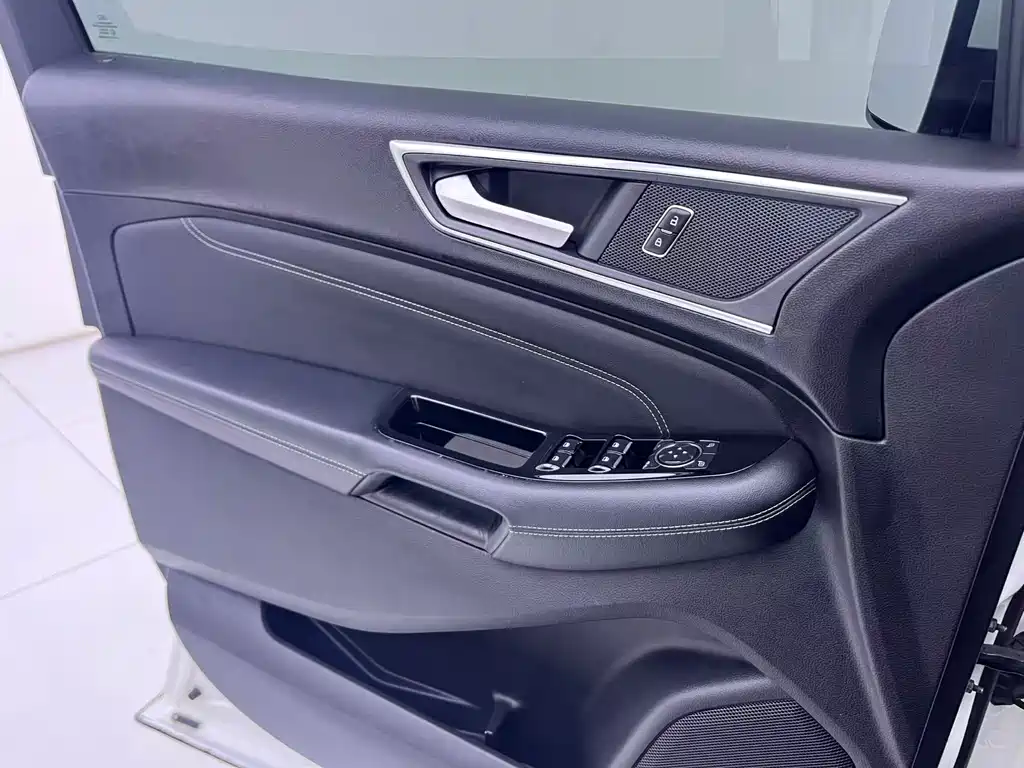 Edge 2.0 T GTDi 2 WD Grand Sharp