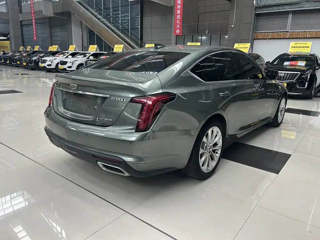 Cadillac CT5 28 T Luxury (Standard)