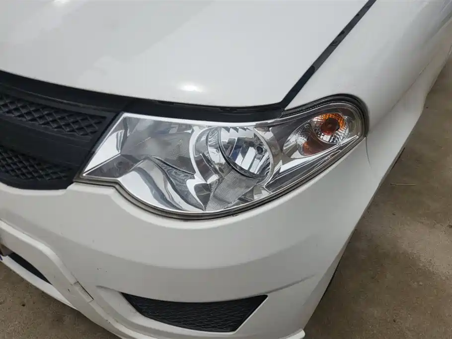Wuling Hongguang 1.2 L S Basic CN-VI LSI