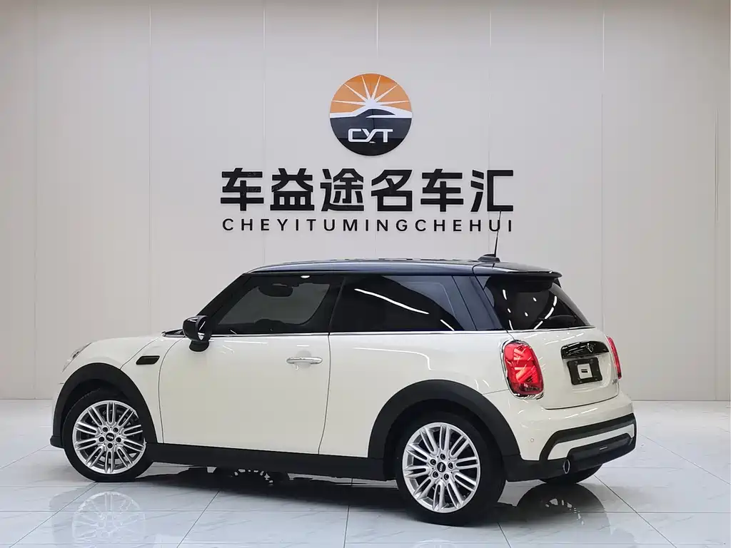 MINI 1.5 T COOPER Classic