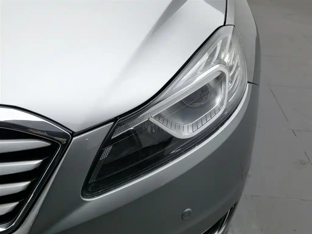 Besturn B70 2.0 L Auto Luxury