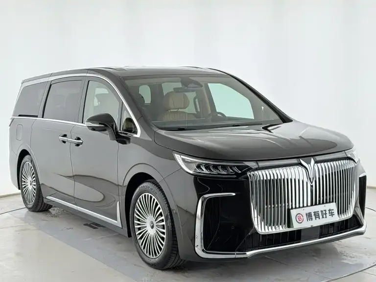 Voyah Dreamer PHEV 4 WD Flagship Kunpeng