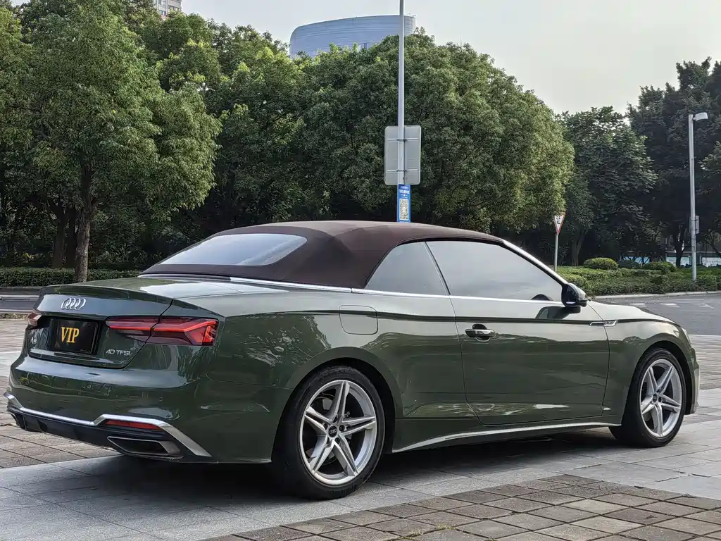 Audi A5 (Import) Cabriolet 40 TFSI Fashion Dynamic