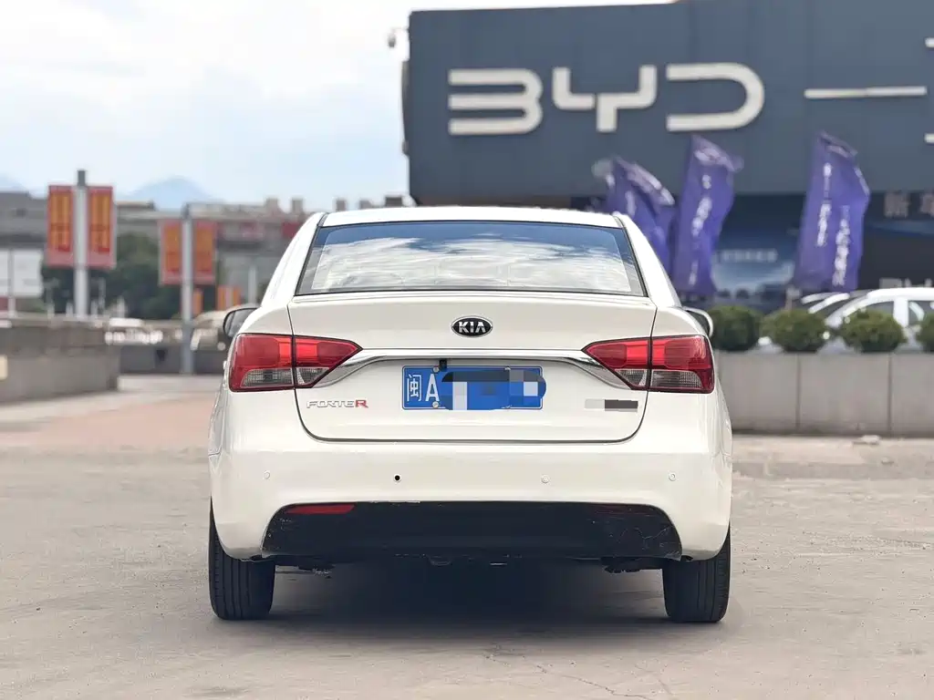 Forte 1.6 L AT GL