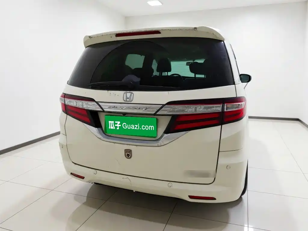 Odyssey 2.4 L Supreme