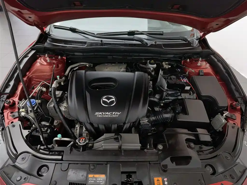 Mazda 3 Axela Sedan 1.5 L Manual Comfort