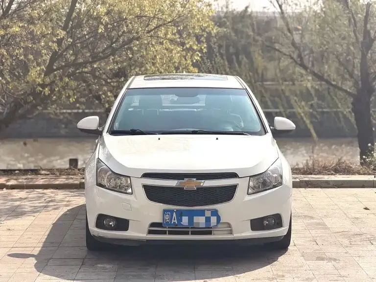 Chevrolet Cruze 1.8 L SE AT