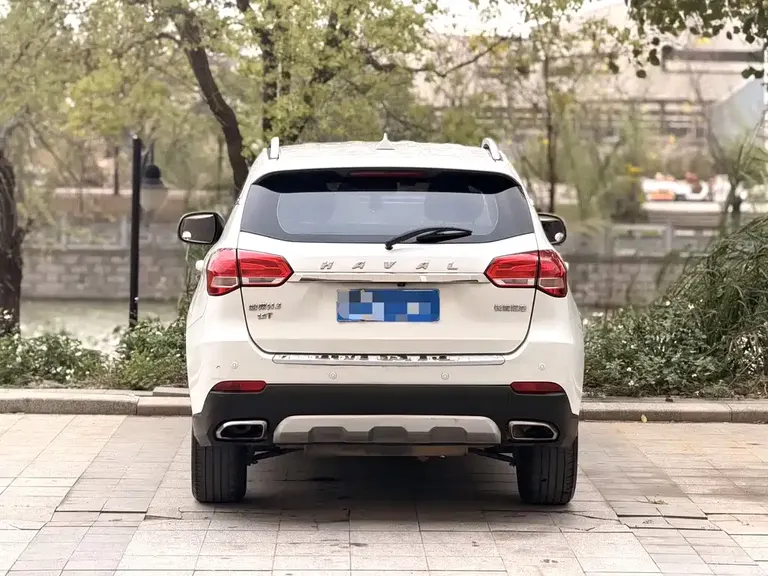Haval H2 哈弗H2 2017款 蓝标 1.5 T 自动两驱尊贵型