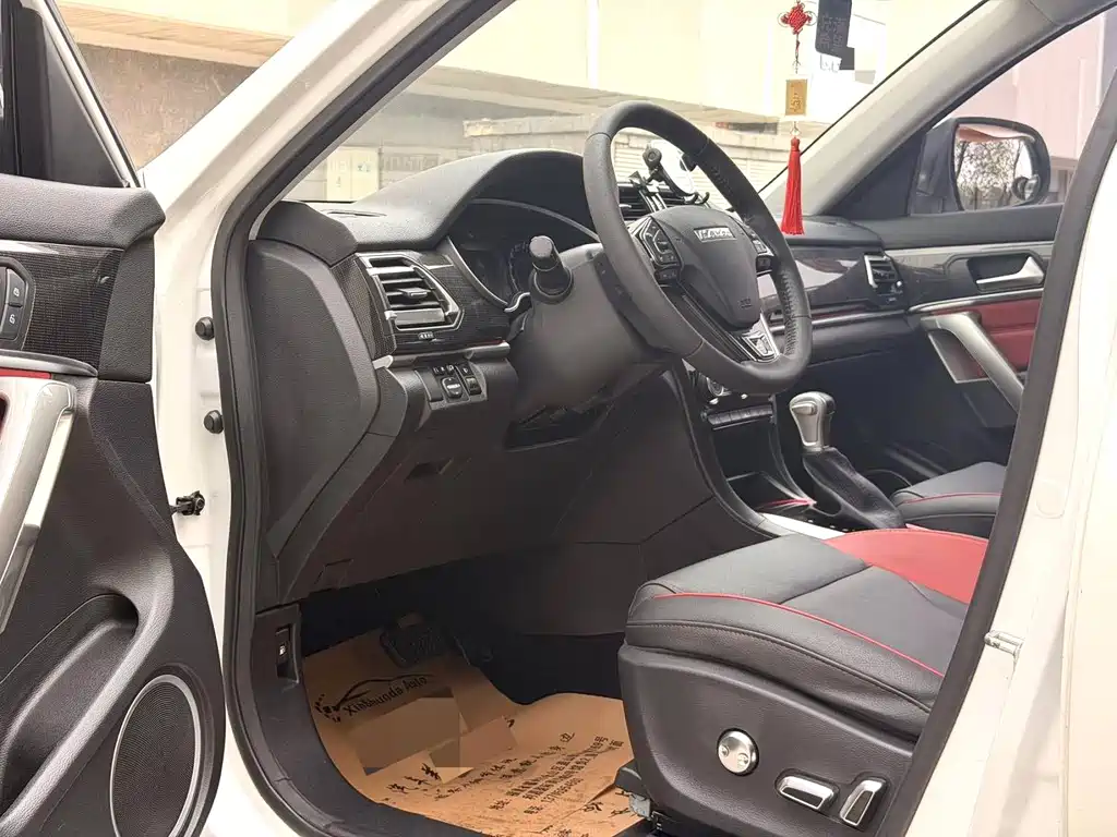 Haval H2 哈弗H2 2017款 蓝标 1.5 T 自动两驱尊贵型