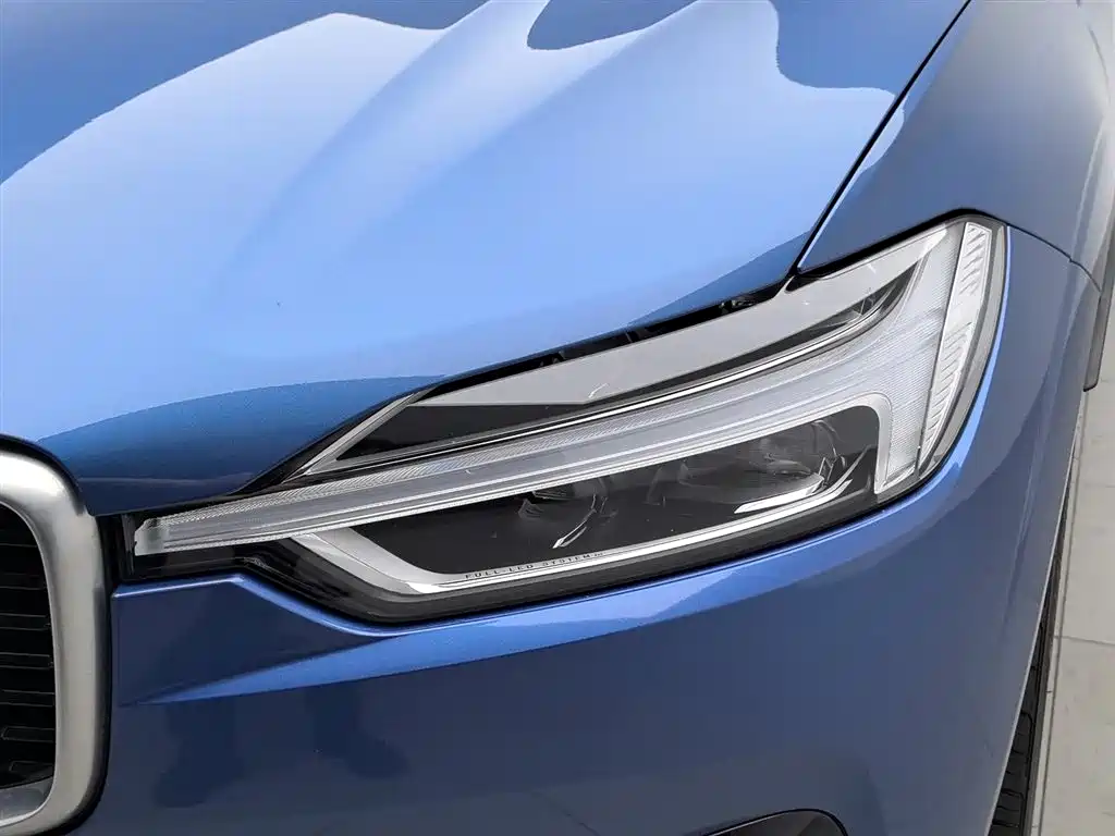 Volvo XC60 PHEV T8 E Drive Hybrid Smart Grace Sport CN-V