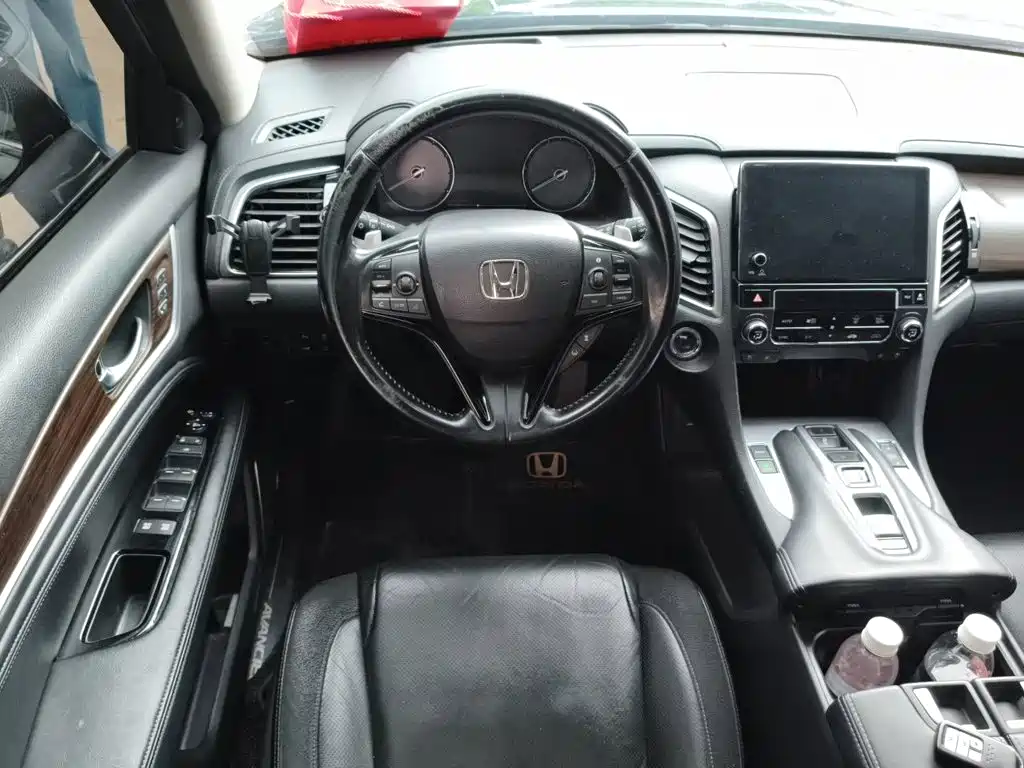 Avancier 370 TURBO 4 WD Supreme