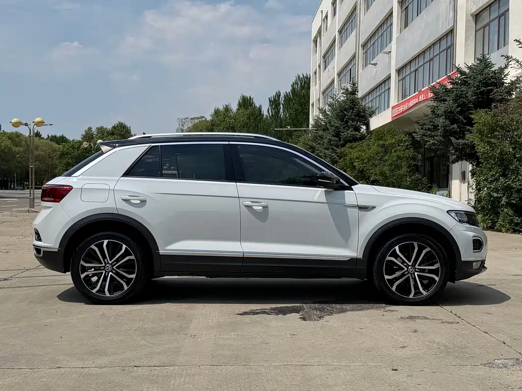 T-ROC 280 TSI DSG 2 WD Comfort Enjoyment Connected