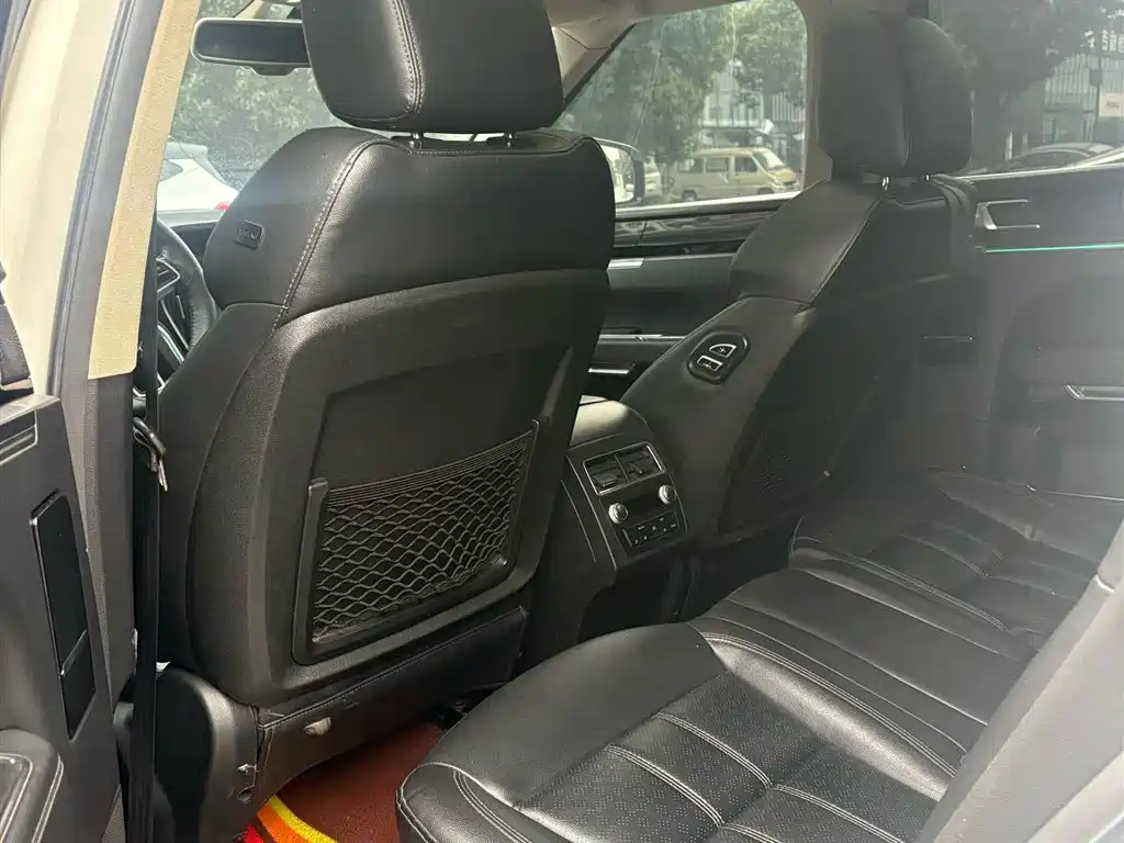 Zotye T700 1.8 T DCT Distinguished