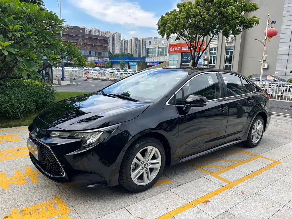Levin Dual Engine 1.8 H E-CVT Luxury CN-V