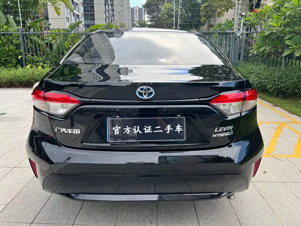Levin Dual Engine 1.8 H E-CVT Luxury CN-V