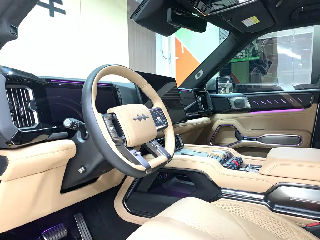 Leopard 8 Brave Flagship 7-seat