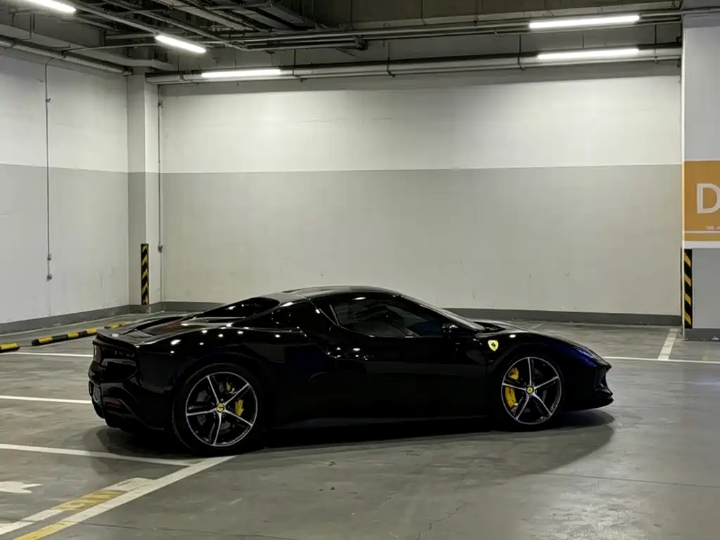 Ferrari 296 3.0 T V6 GTB