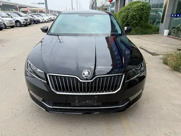 Skoda Superb TSI280 DSG Creation