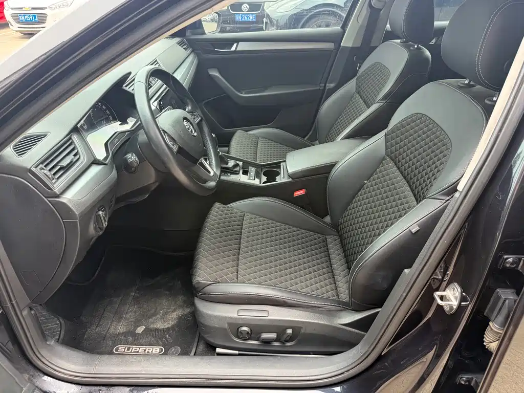 Superb TSI280 DSG Creation