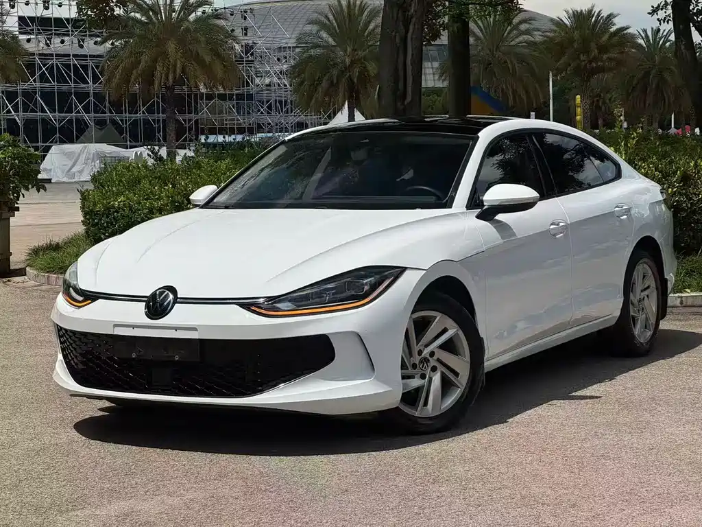 Lamando Lamando L 280 TSI DSG Spicy Cool