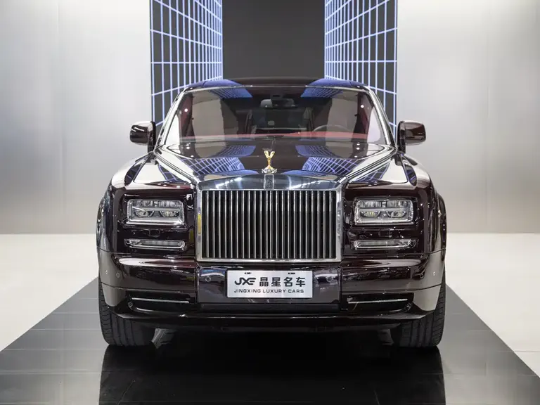 Rolls-Royce Phantom 6.7 L Extended EWB