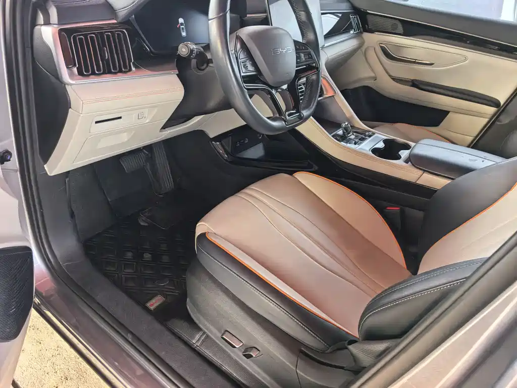 Song PLUS NEV Champion DM-i 110 KM Flagship PLUS
